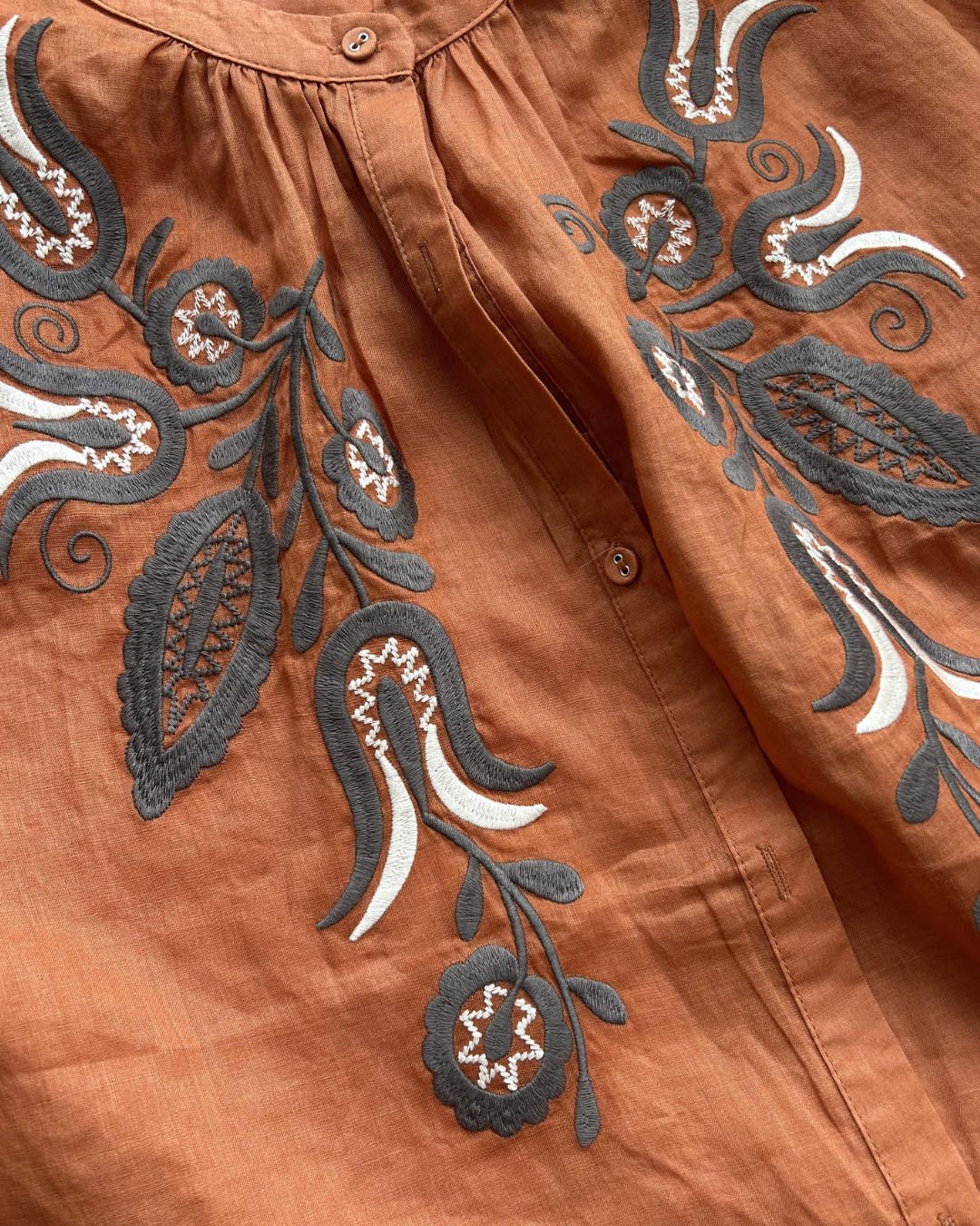 Floral Embroidered Ramie Blouse – 100% Natural Ramie Women's Top 2695#